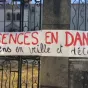 Banderole lors de la fermeture des urgences d'Ambert