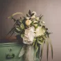 image d'illustration (cercueil fleuri) - © Artsy Vibes via Unsplash