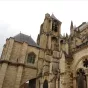 La cathédrale de Bourges passe à l'heure britannique samedi © RCF - Florent Sonzogni.