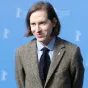 ©  Wikimedia Commons . Wes Anderson à Berlin en 2015.