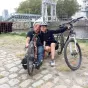Yann Jondot et sa fille Manon, avec qui il a fait plus de 350 kilomètres en vélo sur le canal de Nantes à Brest. Photo: Y. Jondot