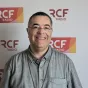 Frère Jean-Etienne Long dans les studios RCF à Clermont-Ferrand