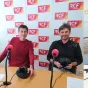Sébastien Lamy-au-Rousseau et Arnaud Vanden Bossche et Hélène Brignon en studio ©Vincent Revelard