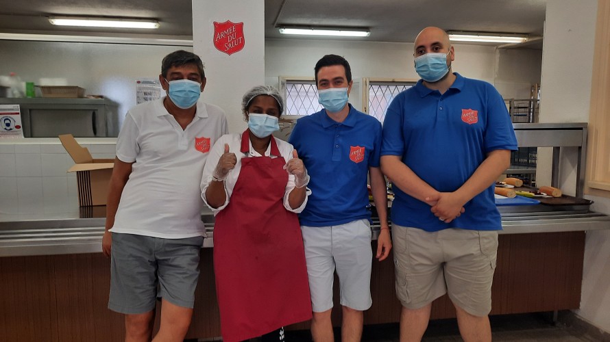 L'équipe de l'Armée du Salut dans le Vieux Nice - Photo RCF