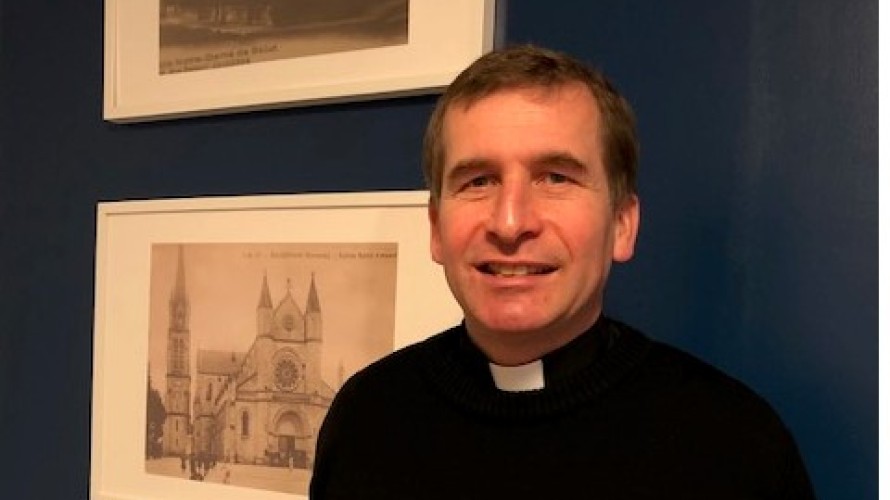 Christophe de Lussy curé du secteur pastoral de Caudéran à Bordeaux, photo Violaine Attimont.