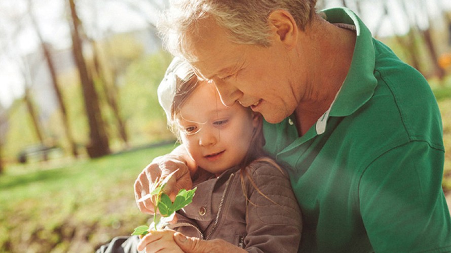 fotolia / Office chrétien des personnes handicapées (OCH) - L'importance du lien intergénérationnel pour l'enfant handicapé