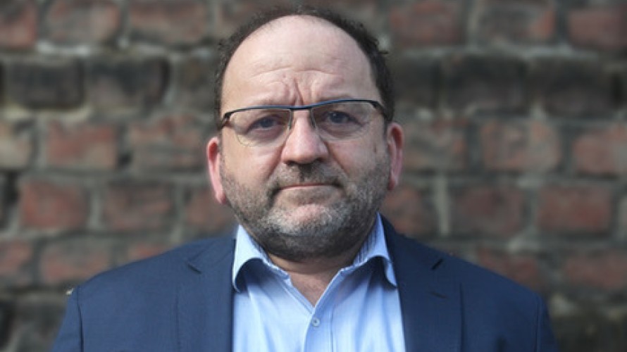 DR