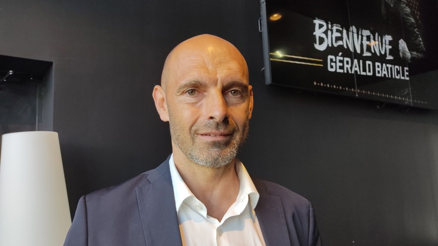 2021 RCF Anjou - Gérald Baticle, le nouvel entraîneur du Sco d'Angers, a été coach adjoint pendant dix ans à l'Olympique lyonnais.