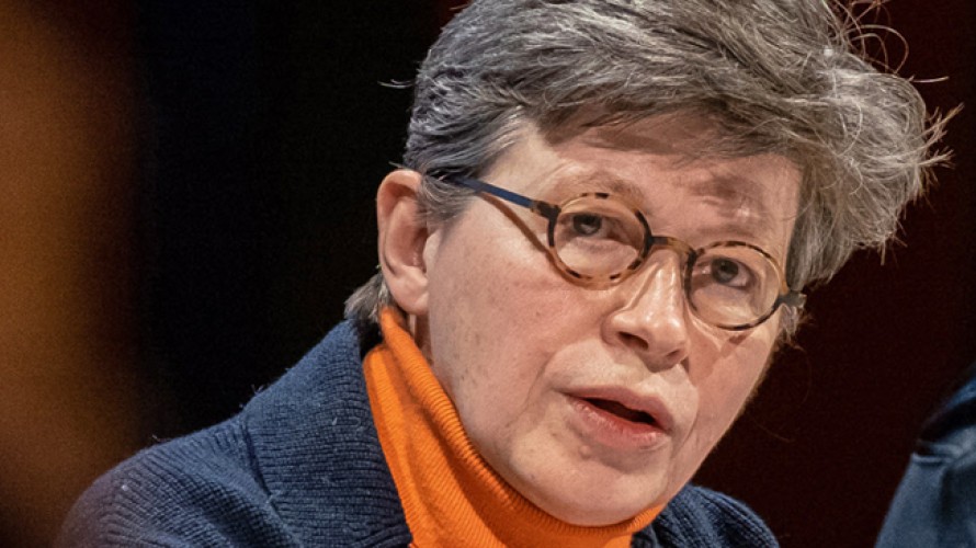 Wikimédia Commons - 6 février 2019 : Audition de Sr Véronique MARGRON, théologienne, présidente de la Conférence des religieuses et religieux en France (Corref)   Sénat, Paris 