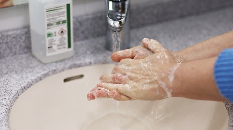 Pixabay - Le lavage des mains réguliers permet de faire baisser le nombre de cas de Covid-19.