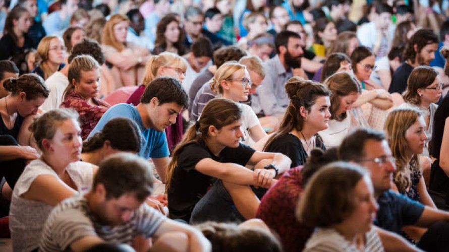 Jeunes réunis à Taizé - Guillaume POLI/CIRIC
