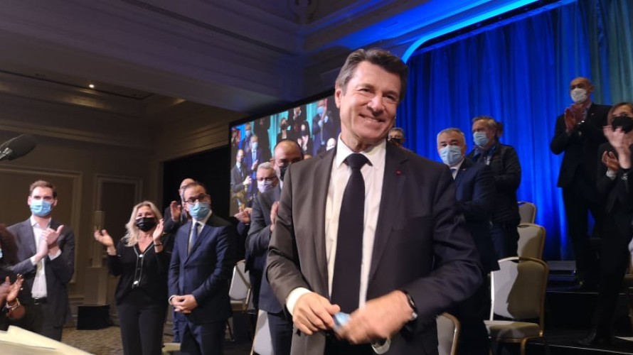 Christian Estrosi à Nice, le 1er décembre lorsqu'il annonce son ralliement à Edouard Philippe - Phot RCF Laura Vergne