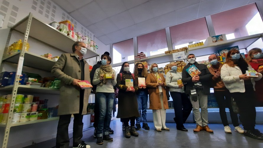 L'équipe du Secours Populaire à Valbonne inaugure ses locaux - Photo RCF Nice Côte d'Azur