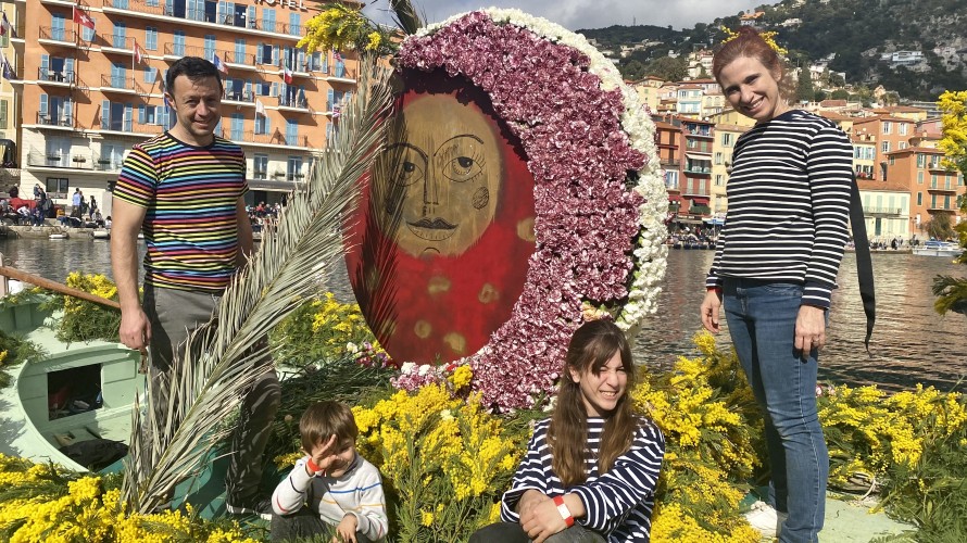 Cécile, son mari Charles, et leurs enfants, Juliette et Noé - Crédit photo : RCF 