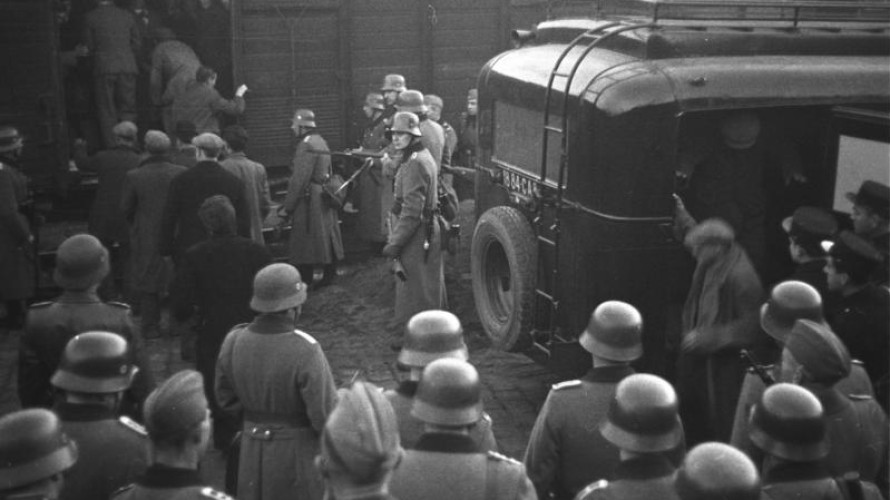 Déportation de Juifs, gare d'Arenc, Marseille, 24 janvier 1943