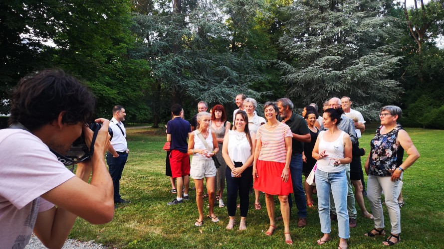 Photo de fin de campagne pour les candidats Nupes présents en préfecture de Haute-Savoie ©2022 RCF Haute-Savoie