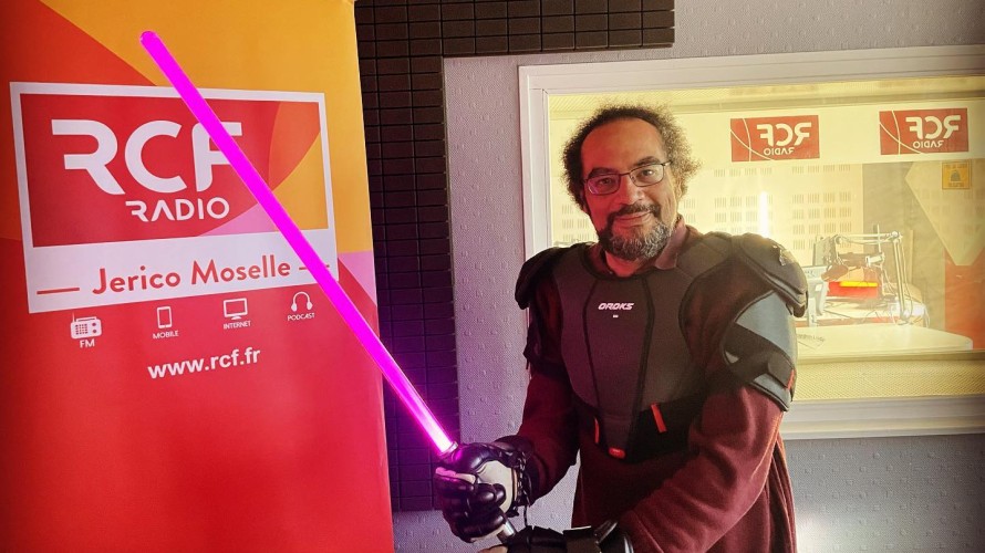Metz accueille le premier Championnat de France de sabre laser