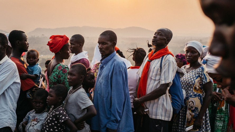 C'est en Asie et en Afrique que le nombre de baptisés augmente sensiblement (Photo : Pèlerinage diocésain de Ngu Komba, en Centrafrique, le 05/12/2019 ©Jean-Matthieu Gautier / Hans Lucas)