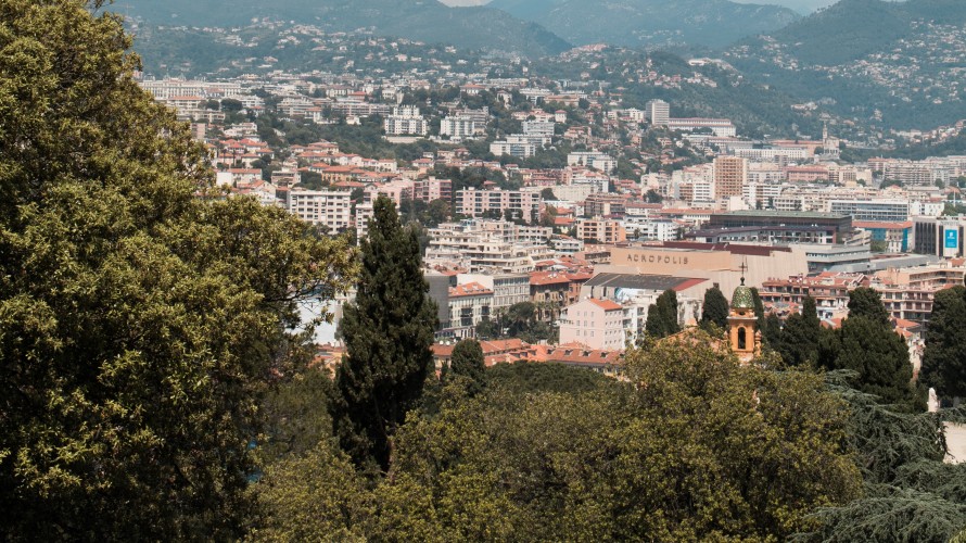 Nice depuis la colline du Château - Photo de Simon Moore sur Unsplash