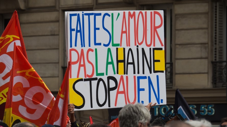 Manifestation lors de la présidentielle de 2022 en France. ©Unsplash 
