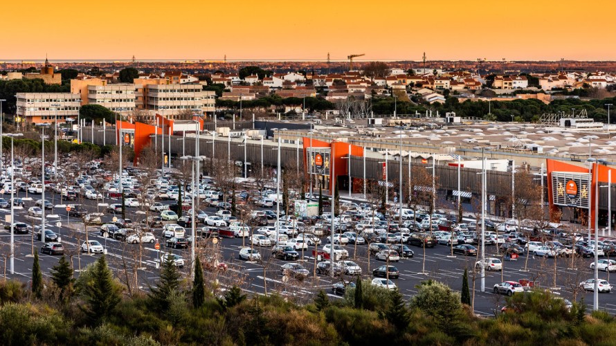 La zone économique et commerciale de Porte d Espagne à Perpignan. JC Milhet/Hans Lucas