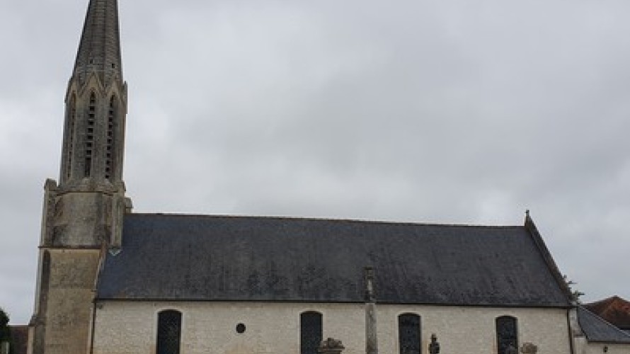 Petiville église