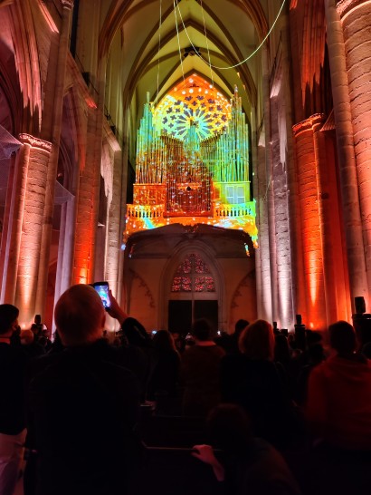 La cathédrale Saint-Étienne (Toul) illuminée par le mapping vidéo. ©Pauline Harré, RCF, juillet 2021