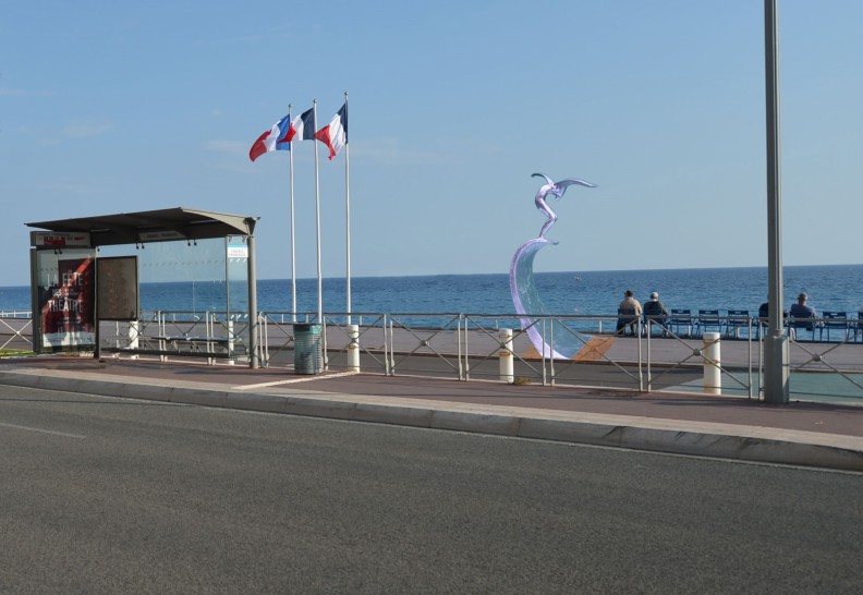 L'œuvre mémorielle sera installée côté mer - Visuel Ville de Nice