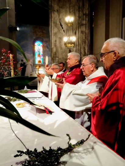 La messe des Rameaux à St Pierre d'Arène - Crédit Yves-Marie Lequin