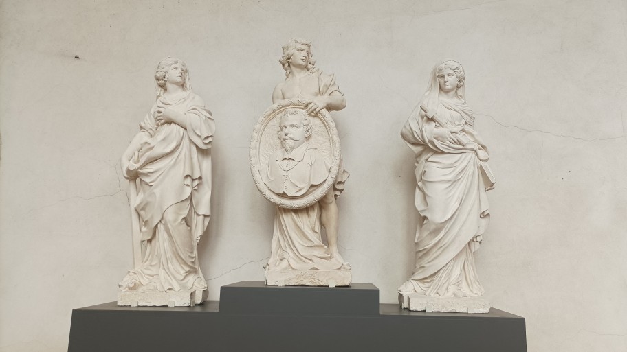 Les statues du monument funéraire de Jean des Porcelets de Maillane, église des Cordeliers (Nancy). ©RCF Lorraine Nancy