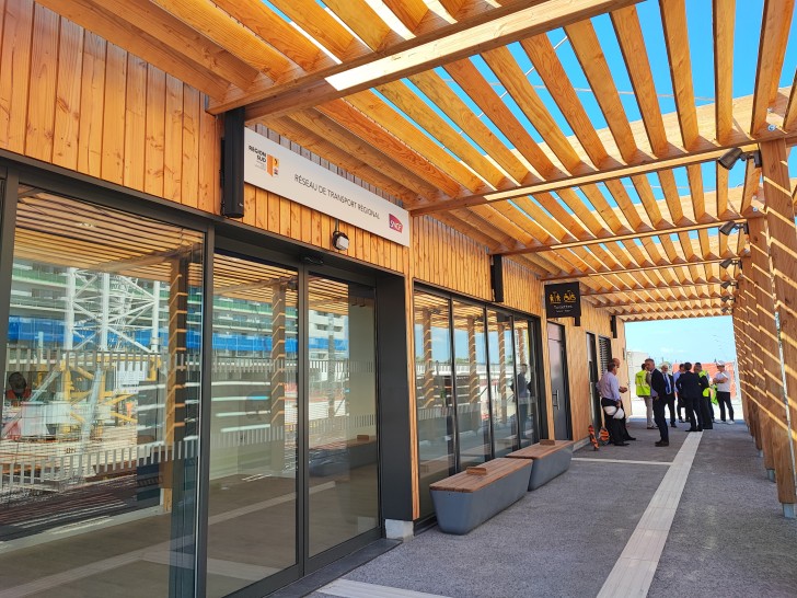 Pergola de bois - PHOTO : RCF Nice Côte d'Azur 
