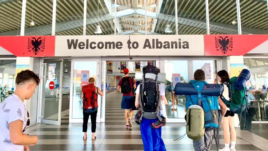 Arrivée en Albanie ©DR