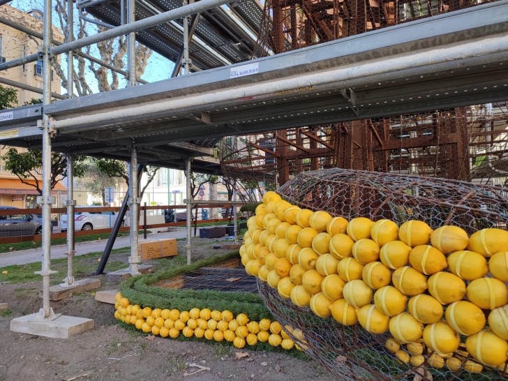 Une décoration de sol différente entourera chaque char. - Photo RCF Nice - Laura Grondard