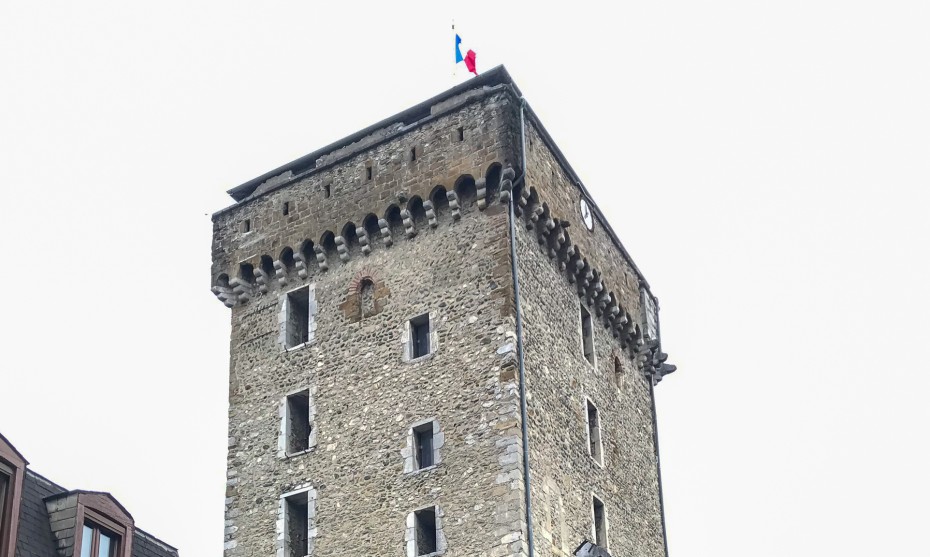 tour du château de Lourdes - © RCF Lyon (Lætitia de Traversay)